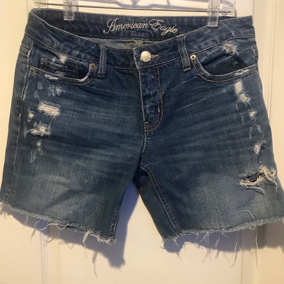 American Eagle Outfitters Pants - American Eagle shorts Size 4